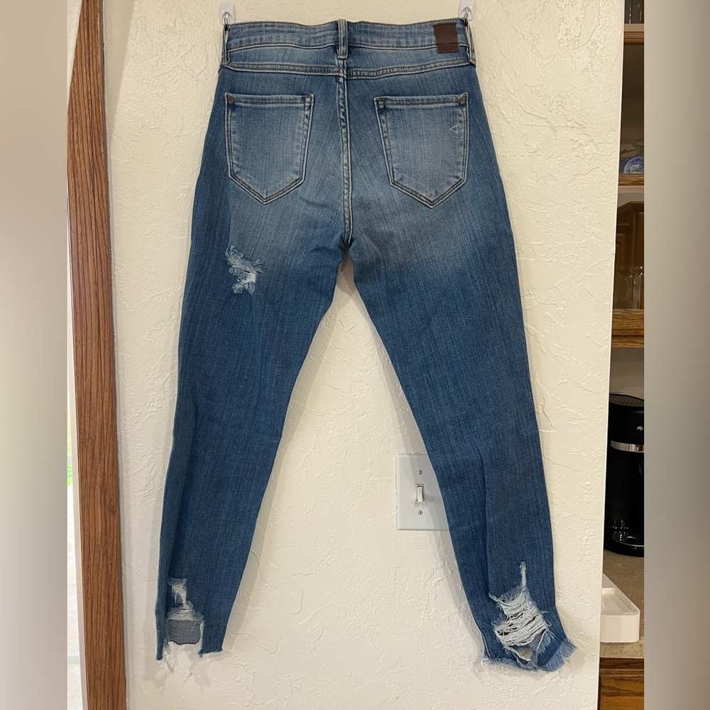 Hidden Jeans size 26